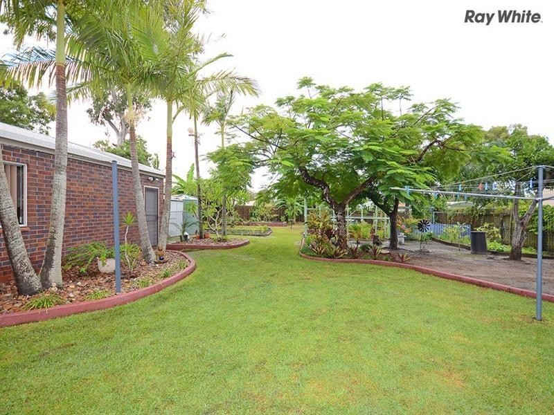 30 Acacia Street, Point Vernon QLD 4655