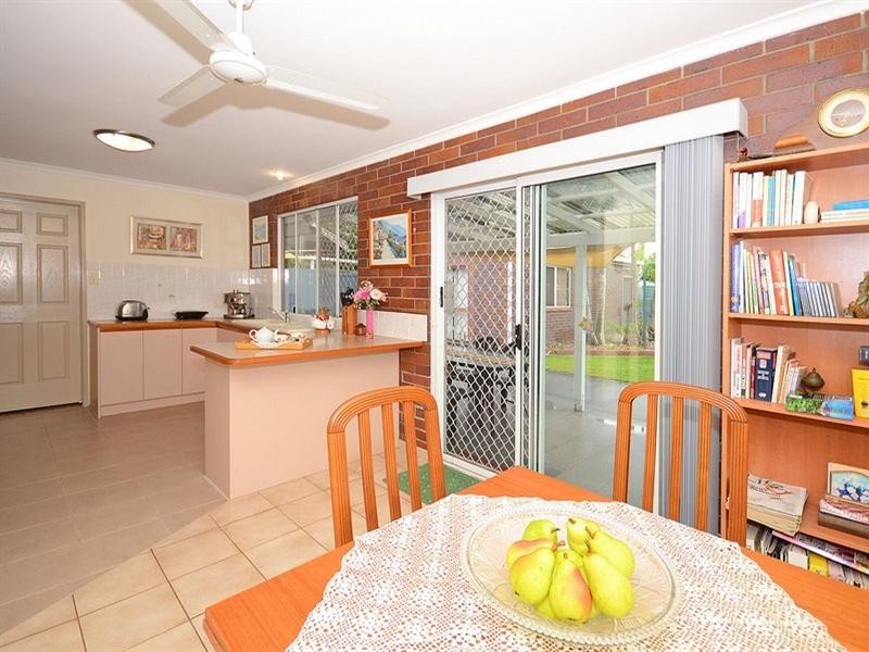 30 Acacia Street, Hervey Bay QLD 4655