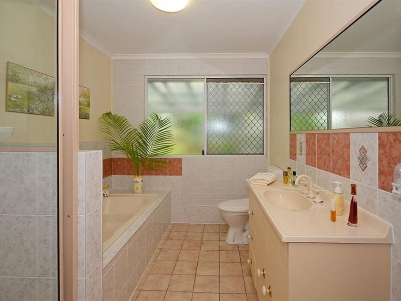 30 Acacia Street, Hervey Bay QLD 4655