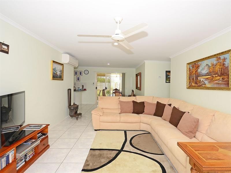 7 Pharlap Court, Point Vernon QLD 4655