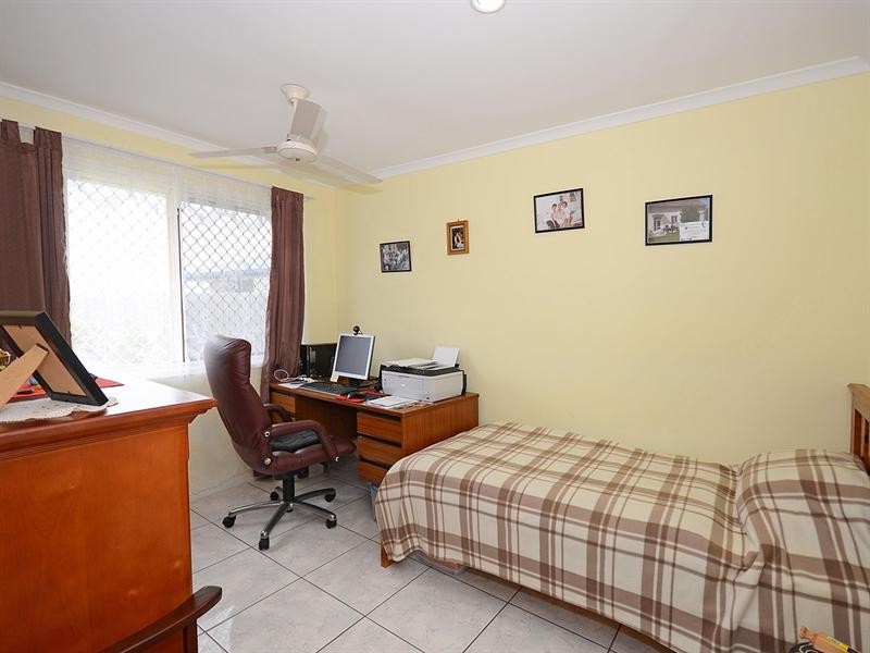 7 Pharlap Court, Point Vernon QLD 4655