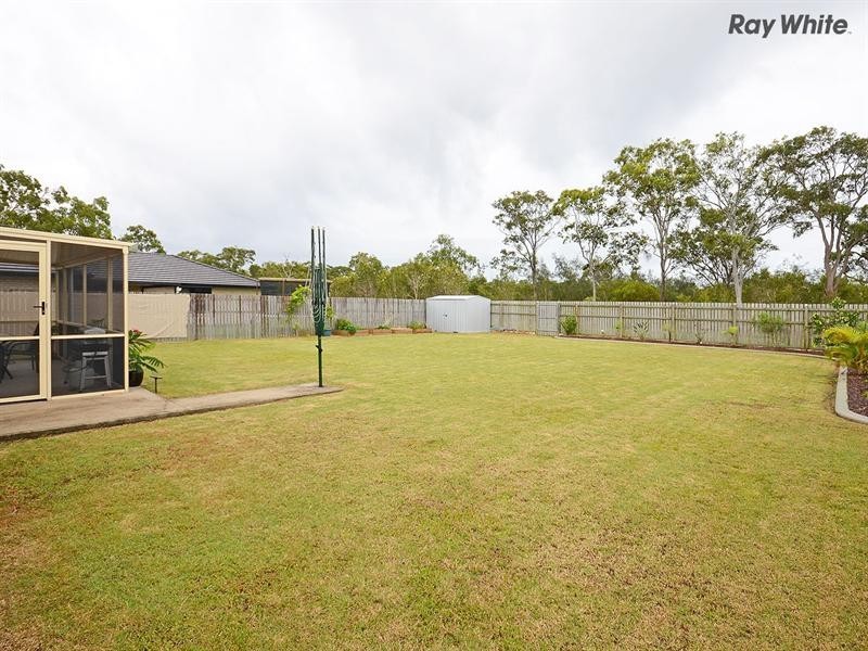 7 Pharlap Court, Point Vernon QLD 4655
