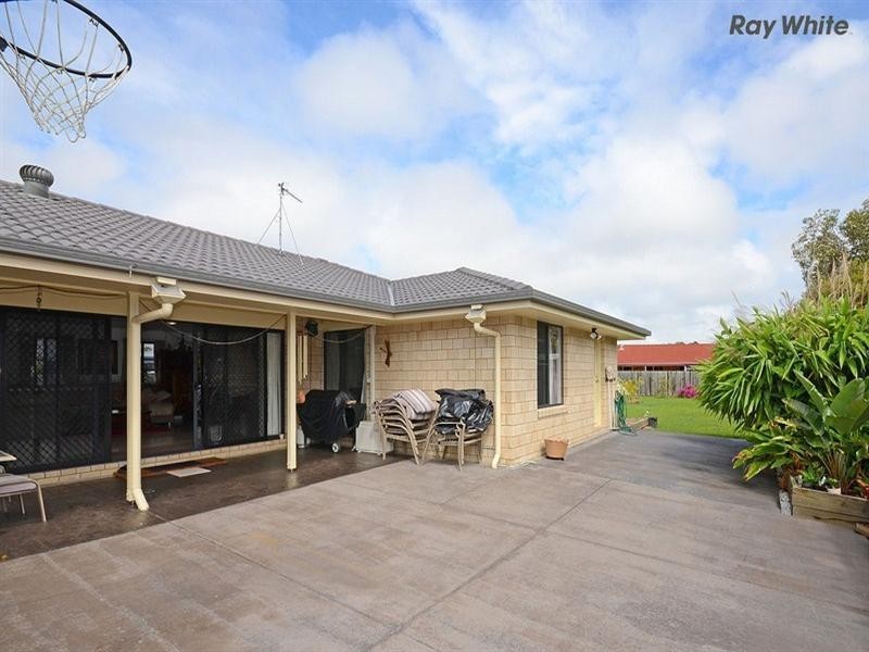 97 Honiton Street, Torquay QLD 4655