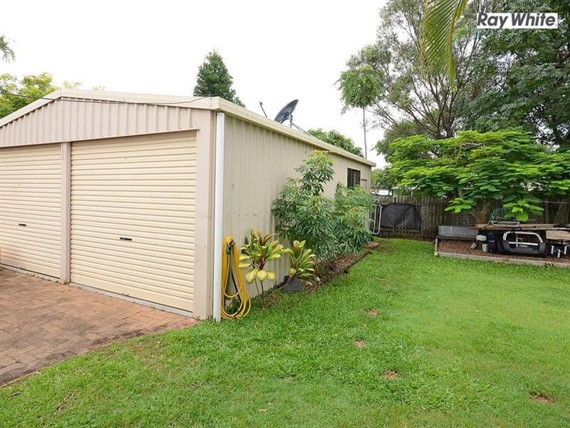 66 Limpus Street, Urangan QLD 4655