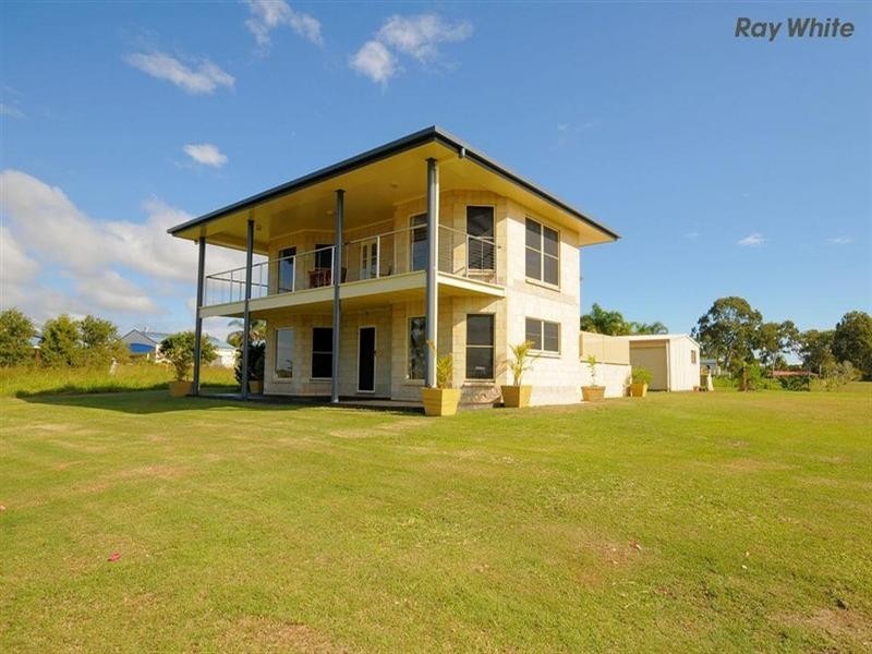 677 Charlton Esplanade, Urangan QLD 4655