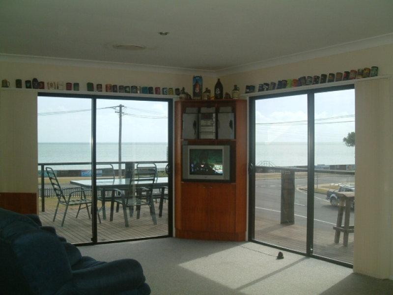 3 Elizabeth Street, Urangan QLD 4655