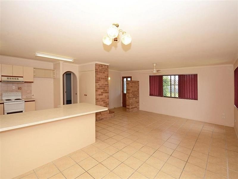 19 GREENWAY, Pialba QLD 4655