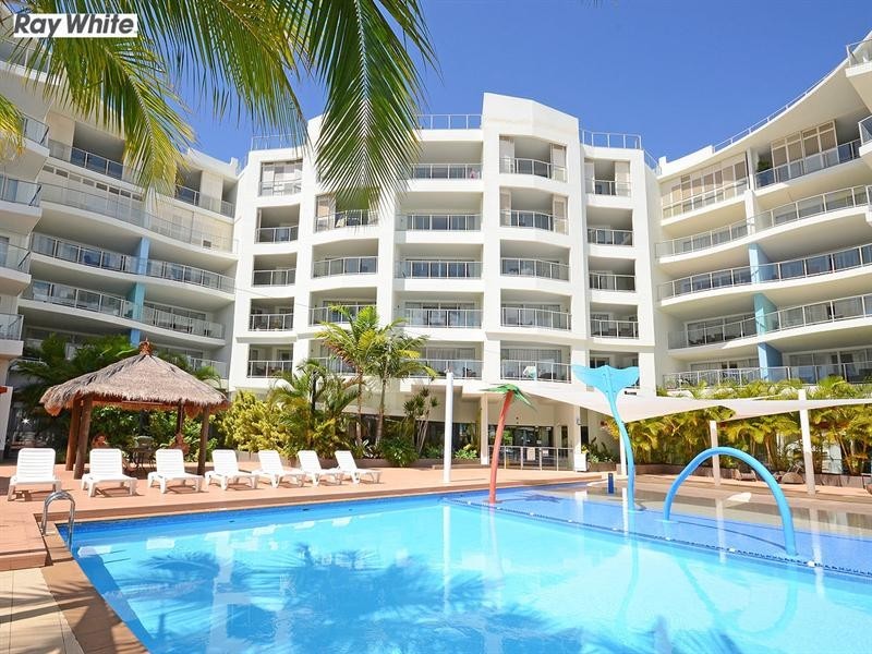 317/569 Charlton Esplanade, Urangan QLD 4655