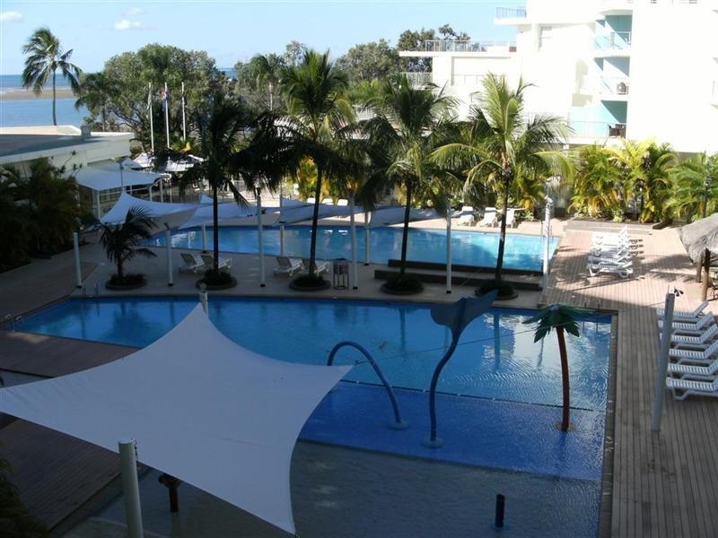 317/569 Charlton Esplanade, Urangan QLD 4655