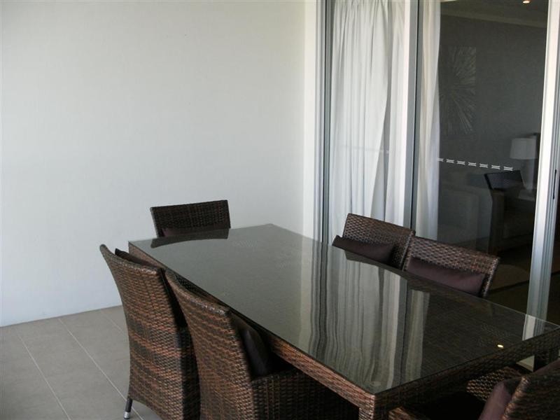 317/569 Charlton Esplanade, Urangan QLD 4655