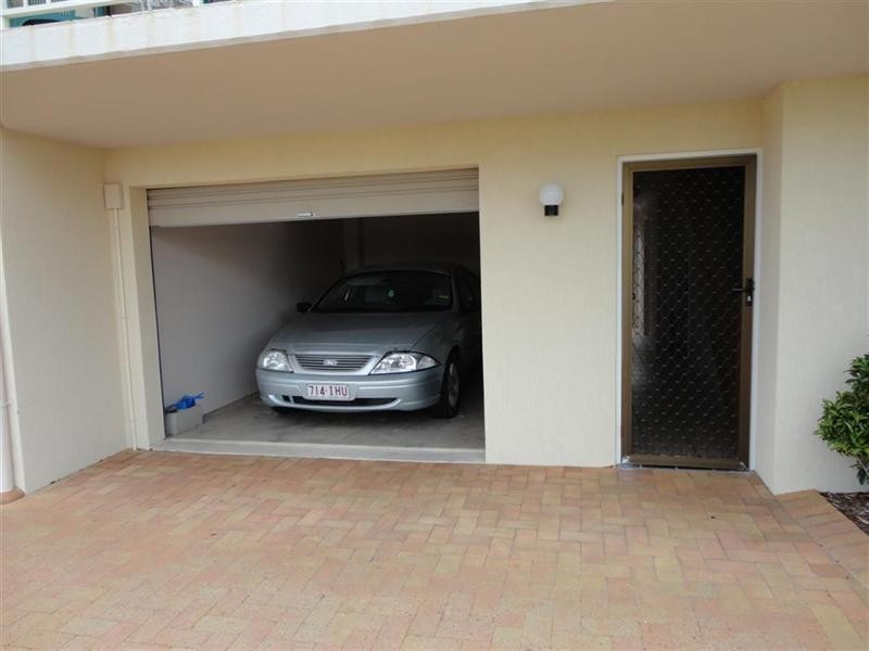 3/208 Cypress, Urangan QLD 4655