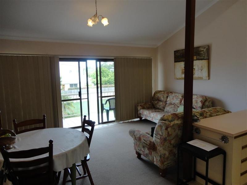 3/208 Cypress, Urangan QLD 4655