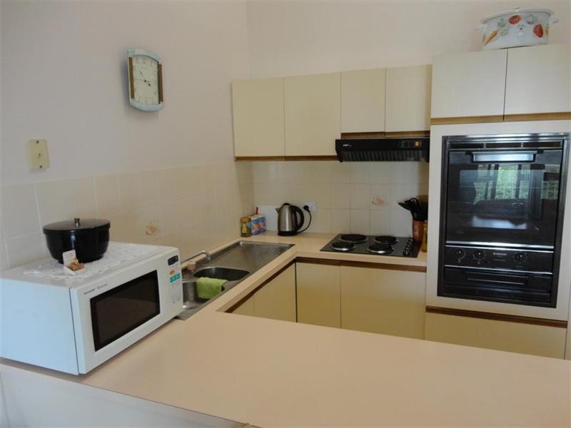3/208 Cypress, Urangan QLD 4655
