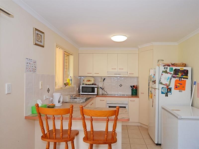 12 Kestrel Court, Eli Waters QLD 4655