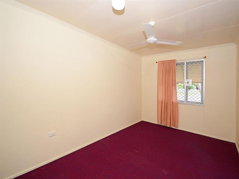 77 Spence Street, Point Vernon QLD 4655