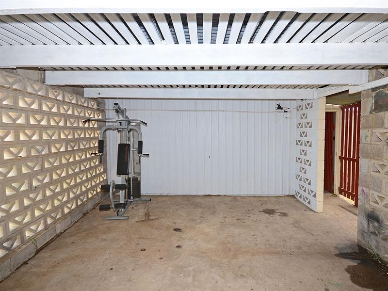 77 Spence Street, Point Vernon QLD 4655