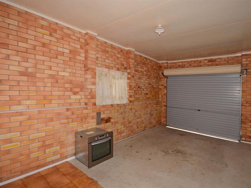 77 Spence Street, Point Vernon QLD 4655