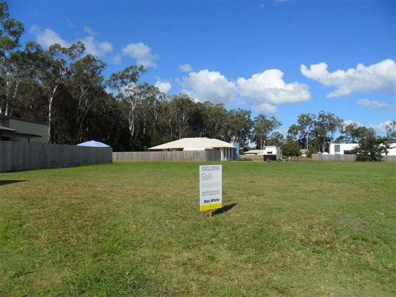 1 Malibu Way, Toogoom QLD 4655
