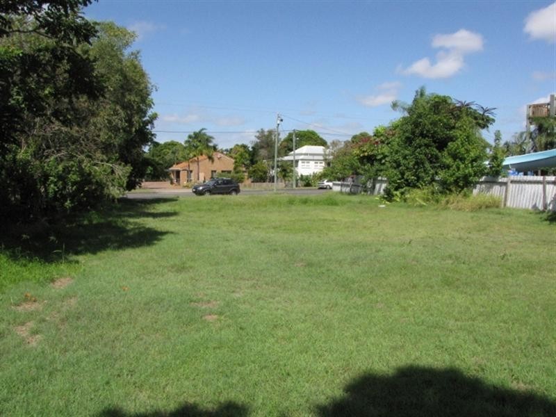 8 Cypress Street, Torquay QLD 4655