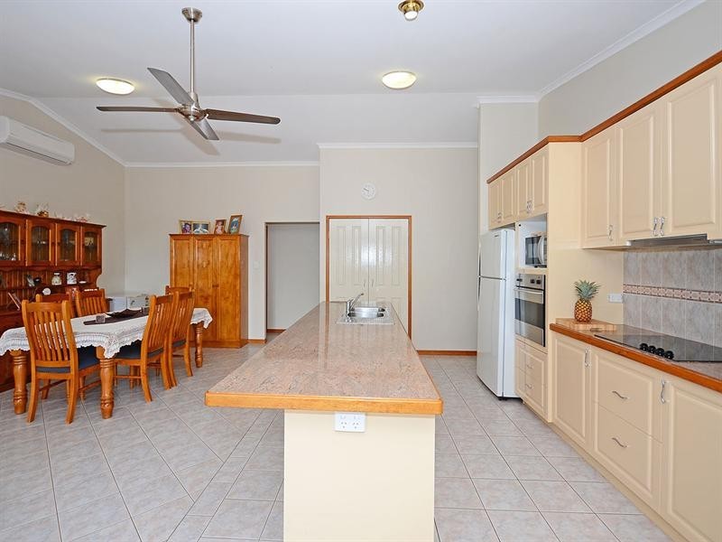 9 Stevens Close, Kawungan QLD 4655