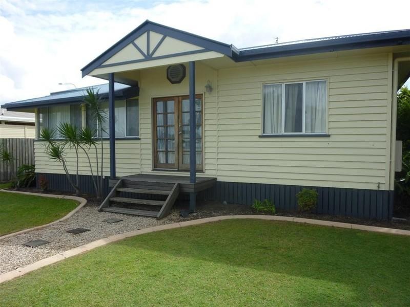 27 CARINGA Street, Urangan QLD 4655