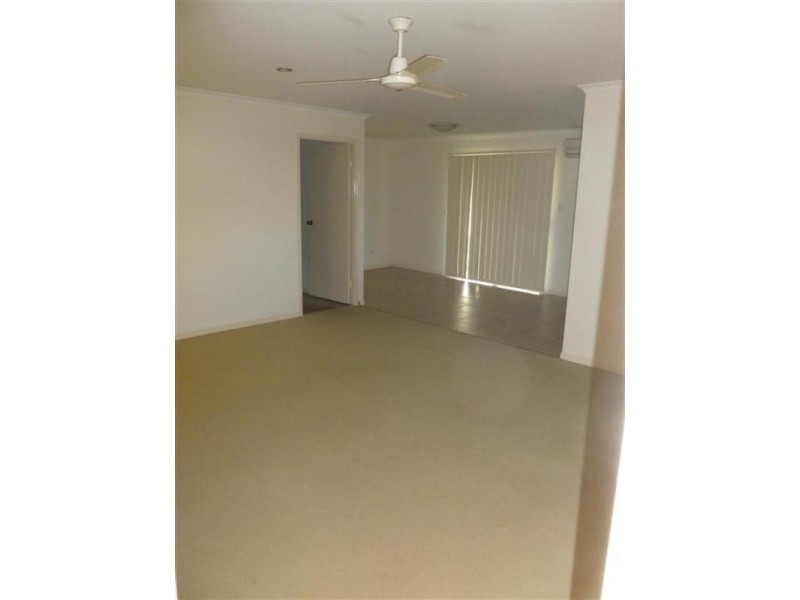 6 SIRIUS, Eli Waters QLD 4655