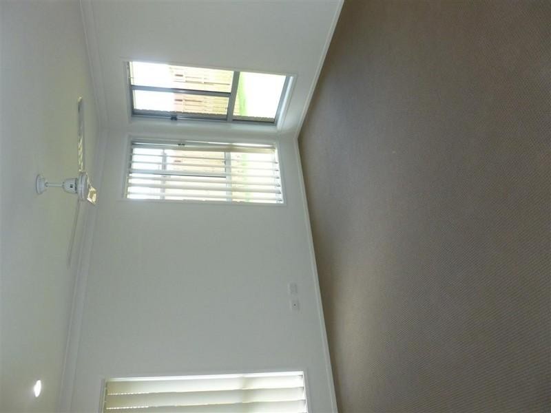 15 MAWSON, Urraween QLD 4655