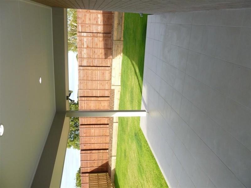 15 MAWSON, Urraween QLD 4655