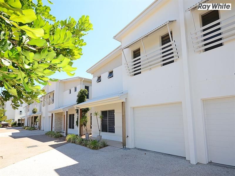 6/541 Charlton Esplanade, Urangan QLD 4655
