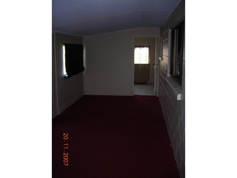 3 Limpus Street, Urangan QLD 4655