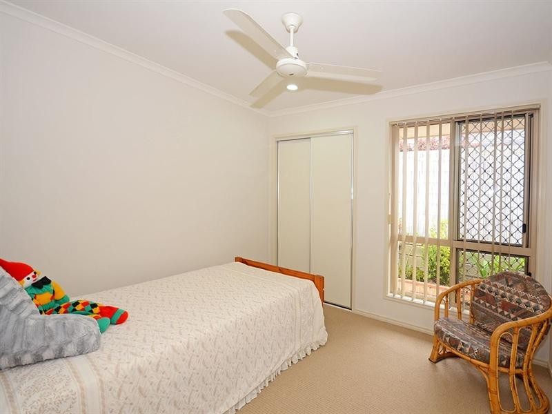 10 Picadilly Circuit, Urraween QLD 4655