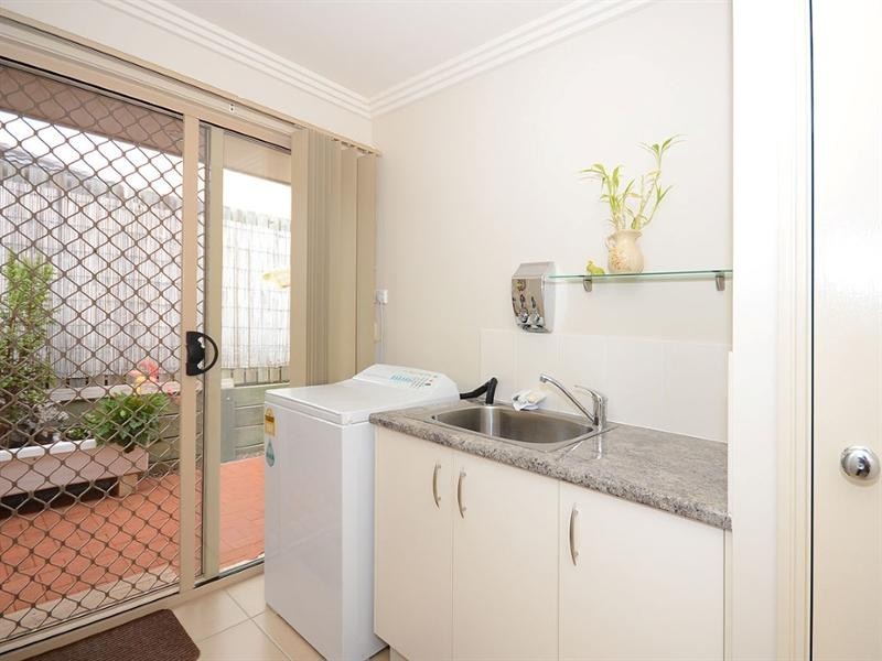 10 Picadilly Circuit, Urraween QLD 4655