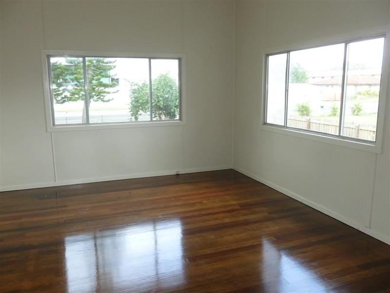 23 Hibiscus Street, Urangan QLD 4655