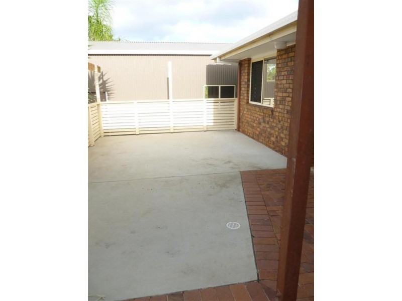 2 WATTLEBIRD Lane, Eli Waters QLD 4655