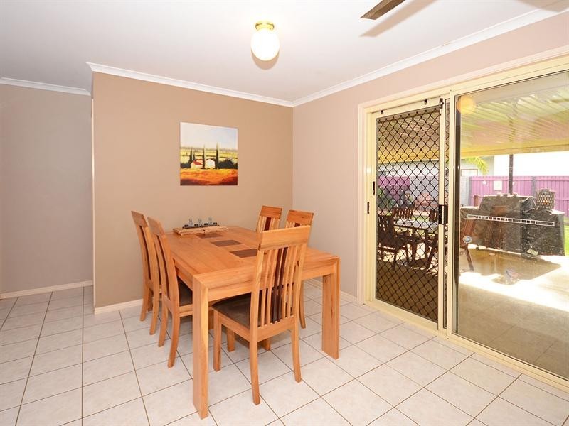 28 Kookaburra Drive, Eli Waters QLD 4655