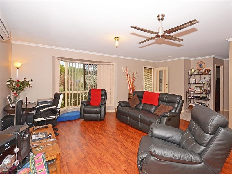 28 Kookaburra Drive, Eli Waters QLD 4655