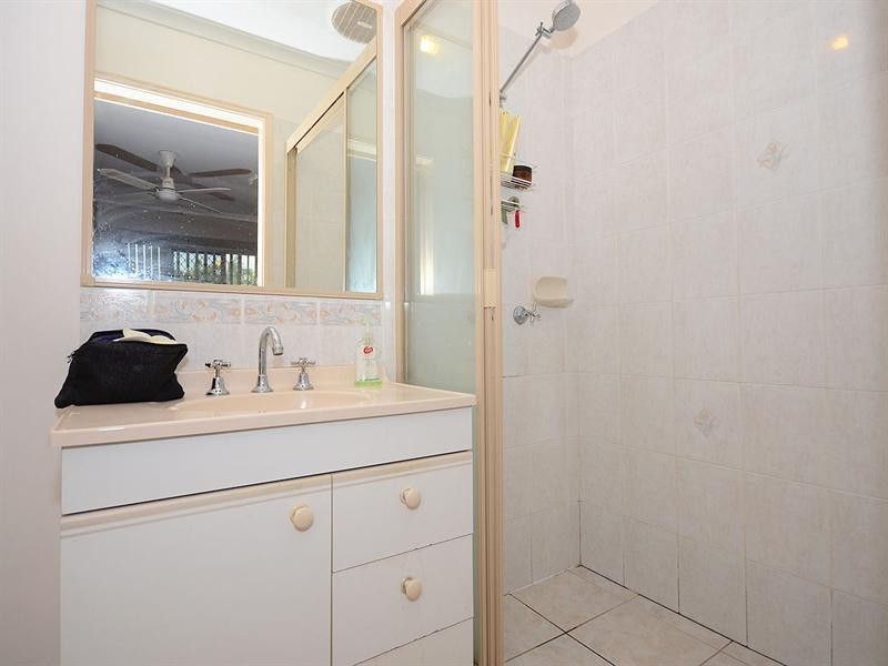 28 Kookaburra Drive, Eli Waters QLD 4655