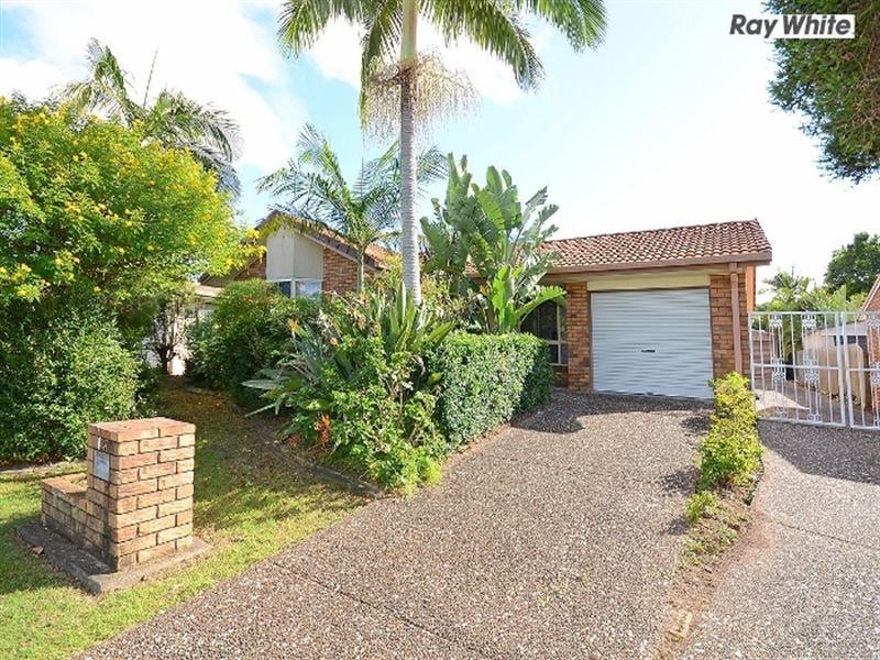 18 Ripley Avenue, Pialba QLD 4655