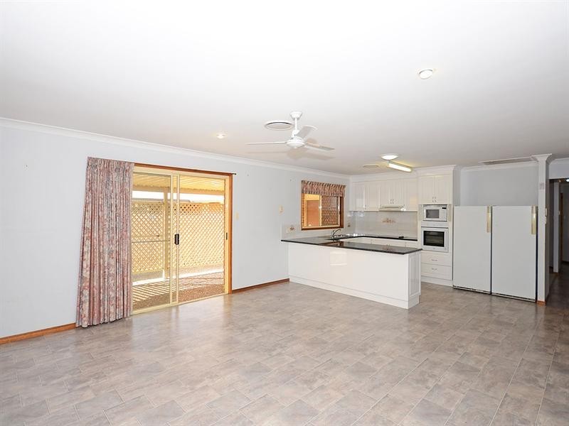 18 Ripley Avenue, Pialba QLD 4655