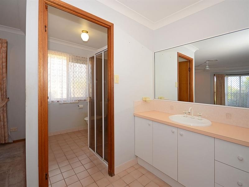 18 Ripley Avenue, Pialba QLD 4655