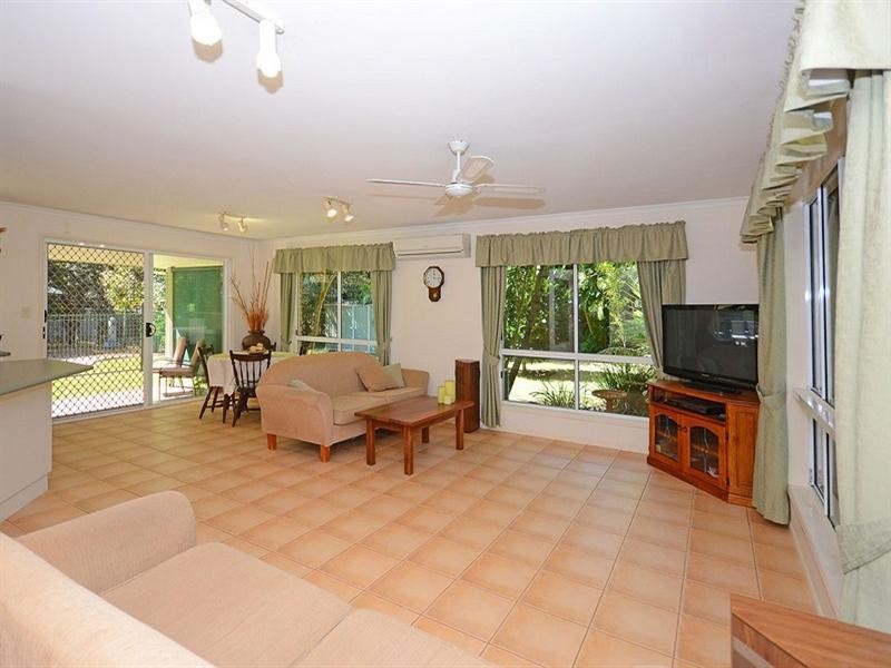 50-54 Vine Forest Drive, Dundowran Beach QLD 4655