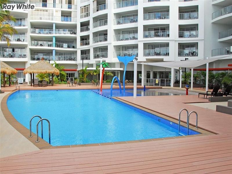 318/569 Charlton Esplanade, Urangan QLD 4655