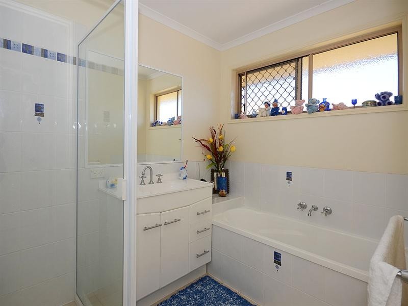 89 Endeavour Way, Eli Waters QLD 4655