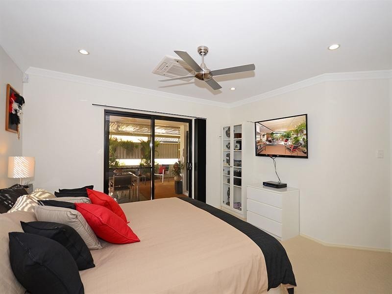 21 Harrison Circuit, Urangan QLD 4655