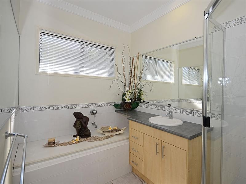 21 Harrison Circuit, Urangan QLD 4655