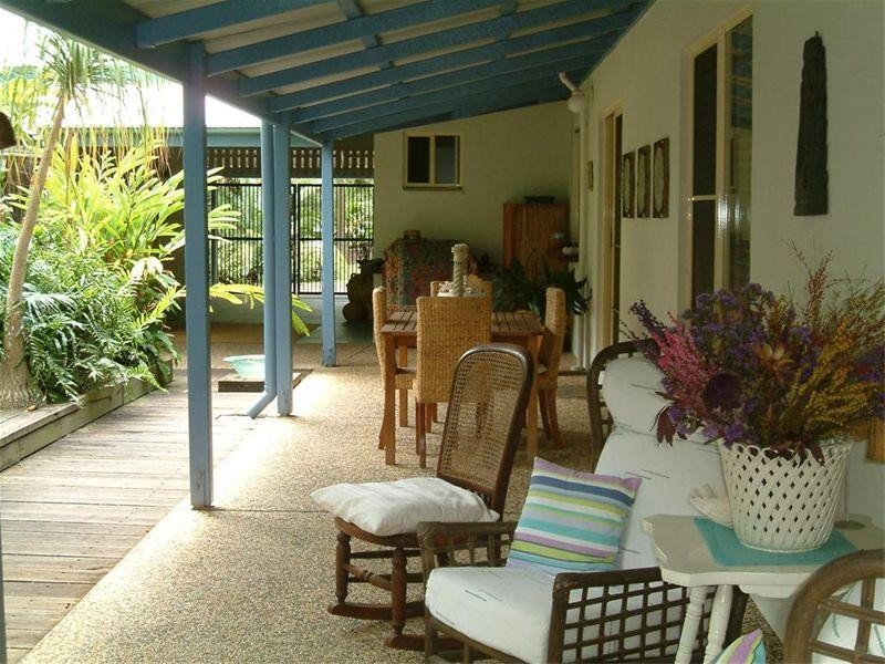 18 Pristine Place, Dundowran Beach QLD 4655