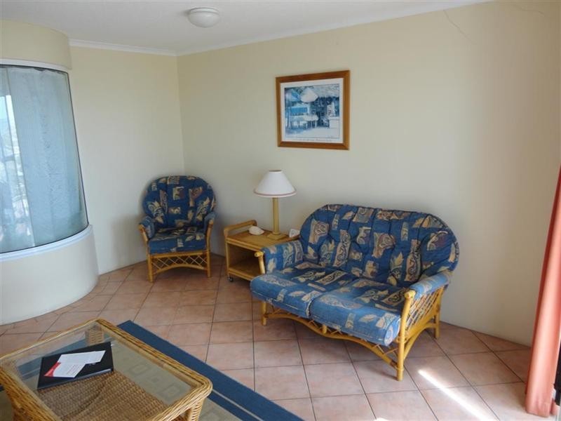 162/17 Buccaneer Drive, Urangan QLD 4655