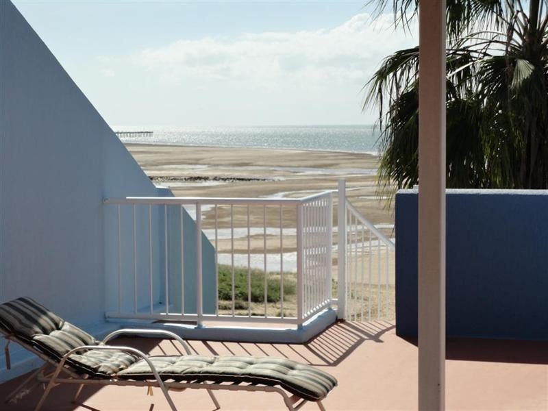 162/17 Buccaneer Drive, Urangan QLD 4655