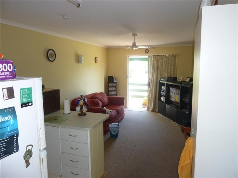 36 Banksia Street, Point Vernon QLD 4655