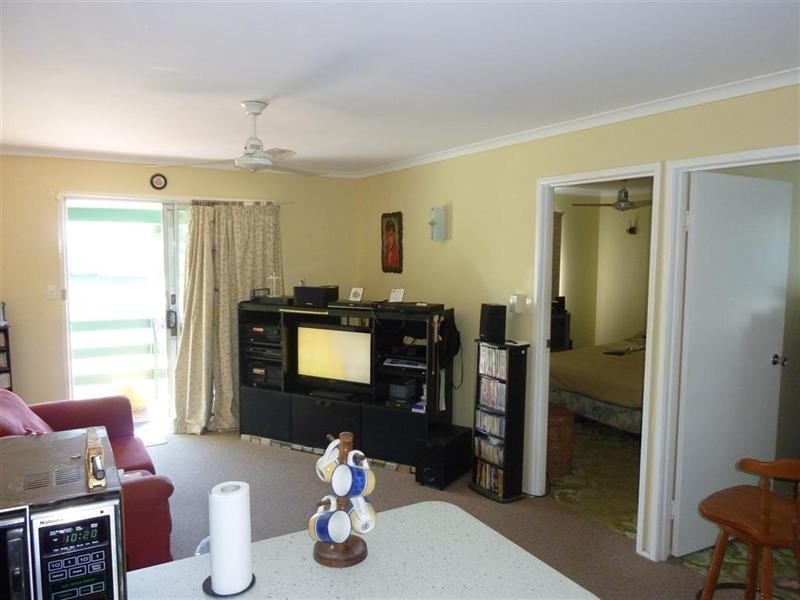 36 Banksia Street, Point Vernon QLD 4655